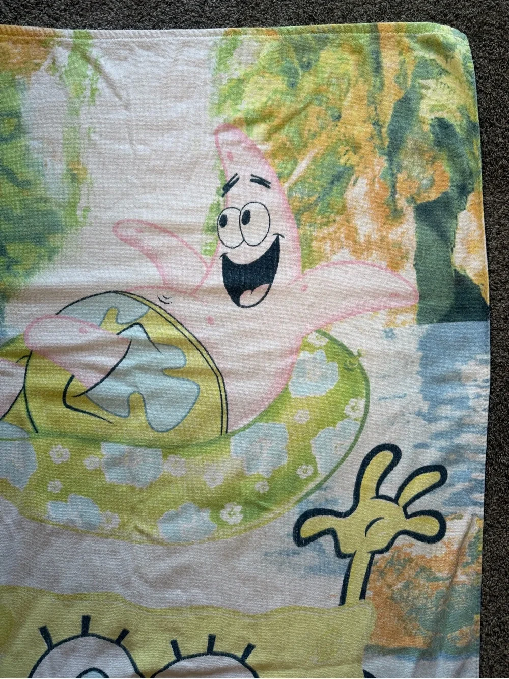 SpongeBob SquarePants 'The Sponge Plunge' Beach Towel - Colorful Character Print